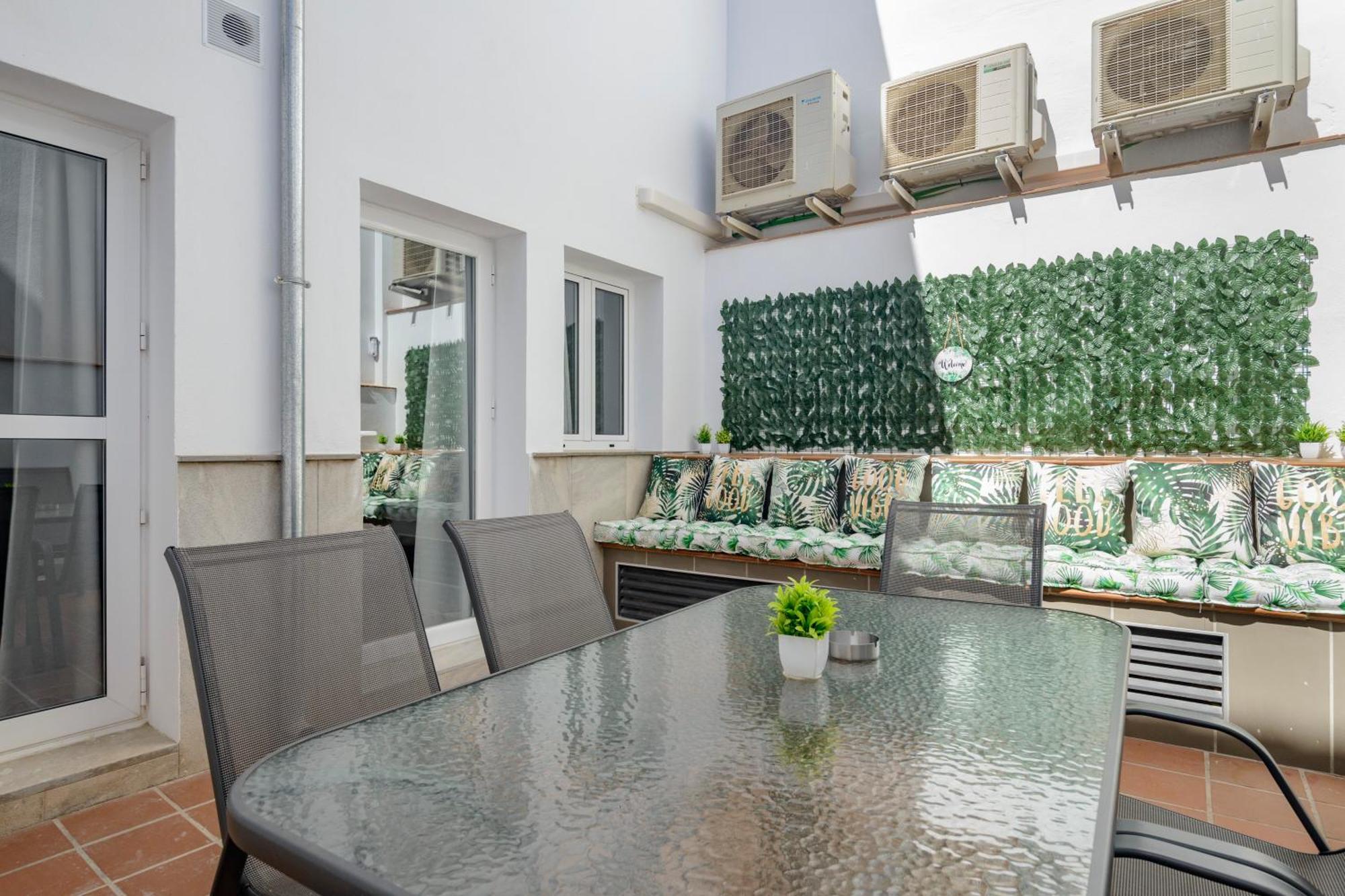 Apartamento J De La Alhambra Granada Exterior foto